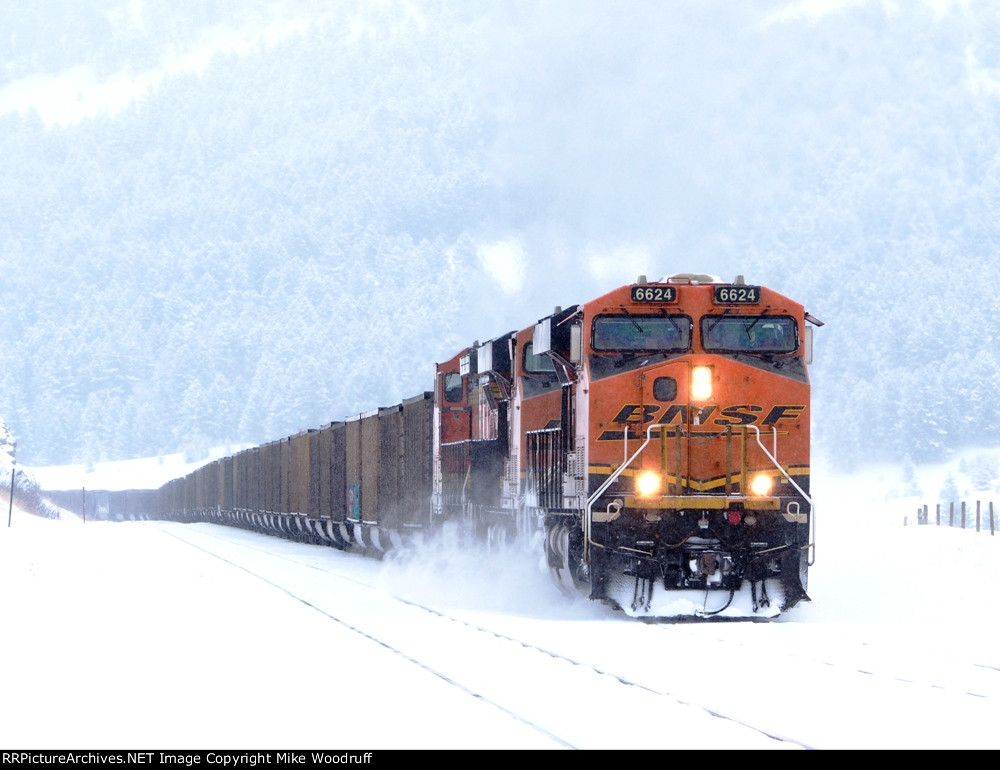 BNSF 6624